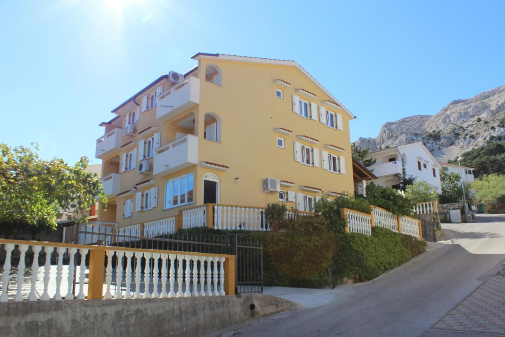 Apartments Capic Z บัชกา ภายนอก รูปภาพ